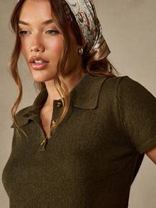 MISSGUIDED 复古风格针织 Polo 衫短款上衣复古美学罗纹修身纽扣前襟秋冬休闲基本款学院风乡村核心短袖 - 軍綠色 - 查看 3