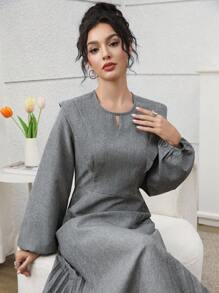 SHEIN Najma Vestido elegante de mujer con cuello redondo, bajo con volantes, mangas farol, cintura plisada y ajuste ceñido - Gris - Ver 8