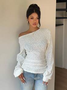 Siren Gaze 女士秋季斜肩刺绣图案T恤 白色蕾丝上衣 白色镂空上衣 白色露肩上衣 - 杏色 - 查看 6