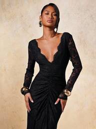 COSMINA Elegancka koronkowa sukienka damska z marszczeniami