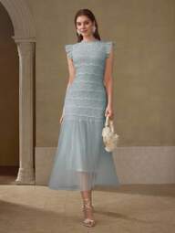 MOTF PREMIUM VESTIDO ROMÁNTICO PARA VACACIONES CON TELA FRUNCIDA Y CONTRASTE DE MALLA