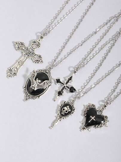 Goth Set di 5 collane vintage con pendenti a croce gotica, sole, luna, falena e teschio