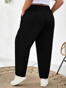 SHEIN CURVE+ Plus Size Women's Solid Color Casual Elastic Waist Capri Pants With Pockets Summer Pants,Business Casual Woman Plus Size Women Pants Curve Plus Size Pants 8xl Women Clothes 6xl Plus Womans Clothes,Fall Clothes For Womenfall Clothes For Women,Winter,CURVE PLUS Loose Pants For Women Women Pants Casual Plus Size Summer Pants - Black - View 2