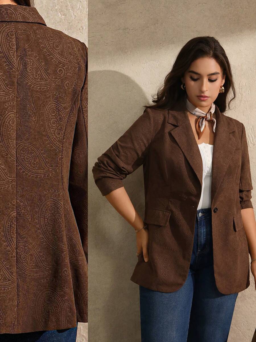 Juhart Blazer Vintage Marrom com Estampa Botânica em Relevo para Mulheres Plus Size - Castanho - Visão 1