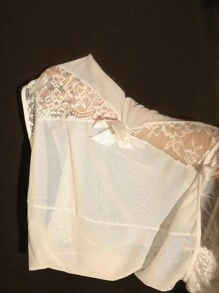 DelicateAllure 性感白色蕾丝拼接女式连衣裙 - 白色 - 查看 3