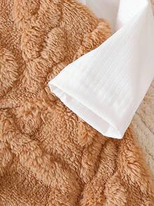 SHEIN 2pcs Baby Girl 2025 Autumn/Winter Long Sleeve Knitted Pure White Sweater + Khaki Fleece Jumpsuit Set - Khaki - View 3