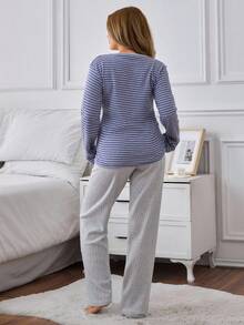 EURMUSE 女士两件套罗纹针织条纹可爱兔耳刺绣细节长袖衬衫和家居服睡衣套装 - 紫色 - 查看 2