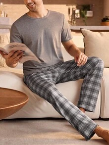 Manfinity Underwear&Sleepwear Basics 2PCS Plus Size Men's Solid Color Short Sleeve Plaid Pants Pajama Set Loungewear Sleepwear