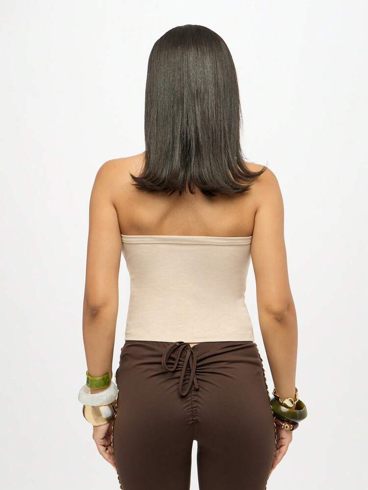 SUMWON WOMEN Neckholder-Tanktop mit Nieten und goldenen Metallteilen