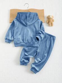 Cozy Pixies Bộ 2 áo hoodie họa tiết gấu và quần jogger cho bé trai - Màu xanh lam - Xem 2