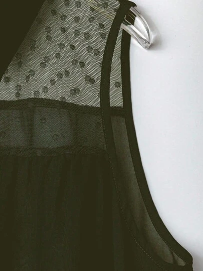 Rometta Plus Size Black Elegant Commuter Casual Lace Trim Fashion Versatile Comfortable Chiffon Material Sleeveless Blouse, Suitable For Spring, Summer, Autumn