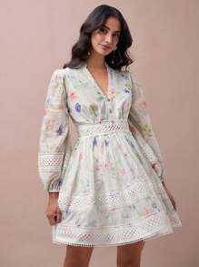 Enchnt Women's Light Green Elegant Autumn V-Neck Long Lantern Sleeve All-Over Print Lace Patchwork Short Dress,Sweet For Tea Party,Vacation,Wedding Guest - White - View 4