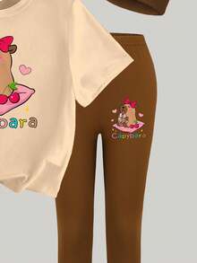 女童杏色T恤和卡其色打底裤休闲时尚创意卡通可爱水豚、卡皮巴拉桑、心形、蝴蝶结、樱花茶装饰彩色字母标语图形印花短袖T恤和裤子2件套 - 彩色 - 查看 6