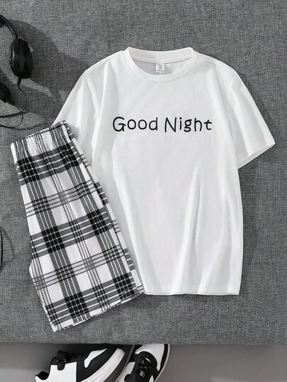 SHEIN 2 件青少年男孩休闲圆领图案短袖 T 恤和格子短裤睡衣套装
