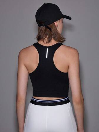 Easify SHEIN Sport High-Stretch Seamless Solid Color Sleeveless Sports T-Shirt & Tank Top For Women Fitted Shirt