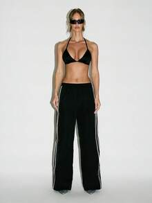 KIZN 天鹅绒阔腿运动裤，高腰宽松版型，白色撞色侧条纹，反光滚边，优雅晚装裤装 - 黑色 - 查看 3