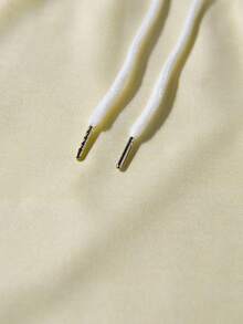 Manfinity Homme 男士休闲撞色印花短袖衬衫和裤子套装，夏季 - 杏色 - 查看 6