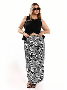 Solavibe Women's Plus Size Zebra Striped Split Thigh Skirt - Black and White - View 7