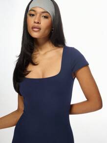 MISSGUIDED 女式高性能短袖紧身连体衣活力压缩连体裤芭蕾瑜伽连体衣修身塑形运动紧身衣 - 藏蓝色 - 查看 3