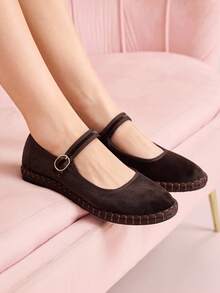 CUCCOO DOLLMOD أحذية ماري جين مسطحة من الفيلفت الكلاسيكية الأنيقة والمريحة باللون البني الداكن للنساء - بني - مشاهدة 3