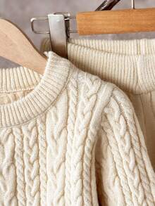 SHEIN 2 piezas Conjunto de suéter casual de cuello redondo de unicolor y pantalones de corte holgado para niña joven