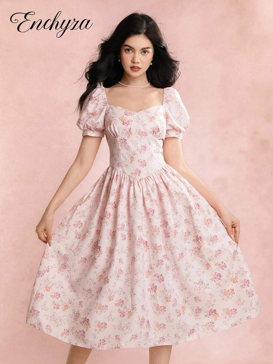 少女夏季假日风格花卉印花甜心领泡泡袖高腰连衣裙