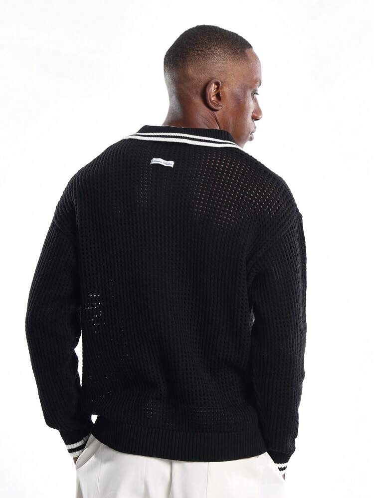 Durchbrochener Strickpullover mit Rollkragen und Streifenbesatz