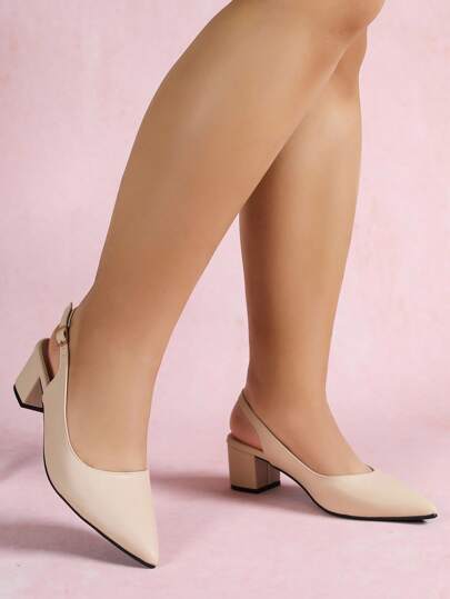 CUCCOO CURVES 宽楦女式尖头粗跟露跟优雅派对高跟鞋，杏色，适合圣诞节穿着