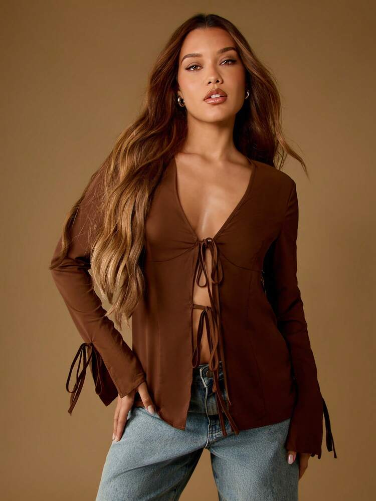 MISSGUIDED Top Sofisticada com Amarração na Frente, Manga Longa com Detalhe de Punho Sino, Ocasião de Outono e Inverno, Elegante Top de Festa à Noite