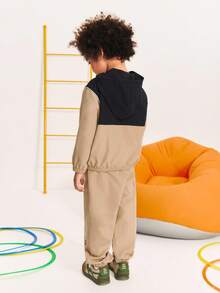 SHEIN 男童休闲连帽卫衣套装 - 卡其色 - 查看 2