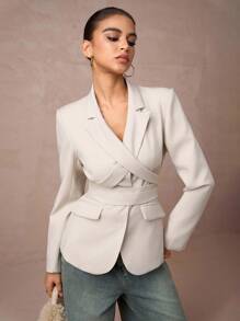 Lumalex 秋冬季复古闪亮假日派对西装外套，适合锐舞派对、音乐节、郊游、泳装度假、波西米亚风等各种场合，层次丰富，适合婚礼季、宴会、成人礼等。这款女士垫肩系带腰身真口袋西装外套，尽显秋冬奢华风情，是舞会、圣诞节、新年等场合的理想之选。 - 杏色 - 查看 2