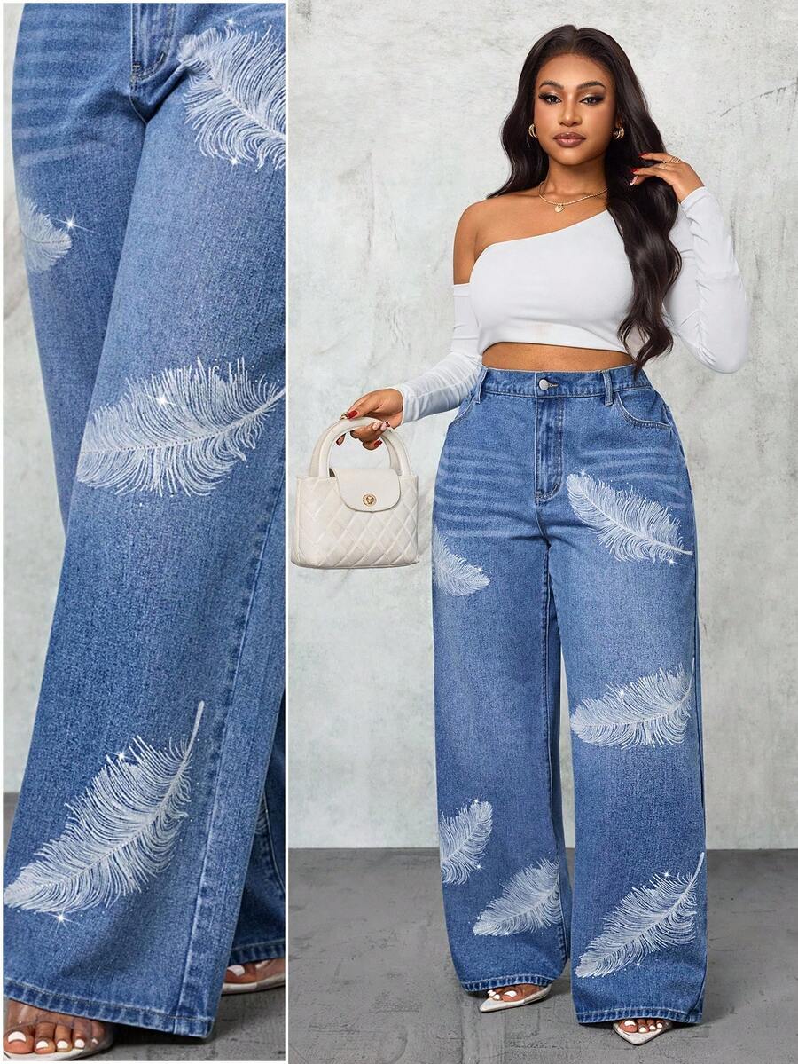 SHEIN PETITE 女士休闲水洗羽毛印花水钻装饰牛仔裤 - 藍色 - 查看 1
