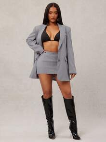 Radiana Conjunto de traje gris a rayas oversize de moda para mujer, chaqueta tipo blazer con hombros acolchados y falda de cintura baja en 2 piezas (incluye leggings anti-exposición), adecuado para salidas casuales, ir al trabajo, fiestas, citas en otoño/invierno