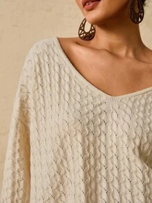 SHEIN VCAY Áo len dài tay rộng cổ chữ V màu mơ cỡ lớn dành cho nữ, áo chui đầu dệt kim có lỗ khoét rỗng, họa tiết, áo len nữ, áo len chui đầu cho nữ, áo len trễ vai, áo len cổ chữ V, áo len thu đông dành cho nữ, áo len nữ cỡ lớn, áo len trễ vai, áo len trắng - Màu be - Xem 7