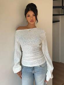 Siren Gaze 女士秋季斜肩刺绣图案T恤 白色蕾丝上衣 白色镂空上衣 白色露肩上衣 - 杏色 - 查看 5