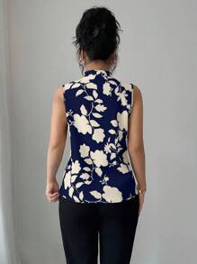 Elenzga V-Neck Silhouette Print Half-Placket Sleeveless Shirt