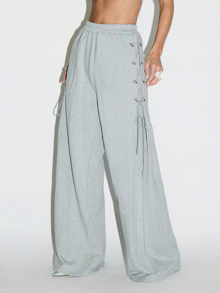 KIZN Joggers de pierna ancha con detalle de cordones laterales