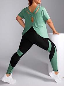 Rhythm Era Conjunto deportivo de pantalón y top de manga corta de unicolor minimalista para talla grande. Tops de activewear de talla grande, ropa de gimnasio de talla grande, tops de activewear curva, conjuntos de yoga de talla grande, ropa de entrenamiento para mujeres de talla grande