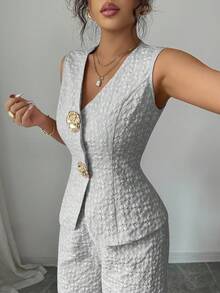 Chiquease Stylish Sleeveless Two-Piece Outfit In Woven Fabric With Gold Button Accents And Grey Hue - Grey - View 7