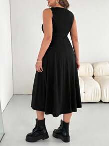 SHEIN Essnce Plus-Size Women's Casual Dress, Sun Dress, Mid-Length Inner Dress For Autumn, Lace-Up Dress, Casual Women's Clothing, Summer New Fashion Casual Chest Cross Strap U-Neck Vest A-Line Hem Dress
