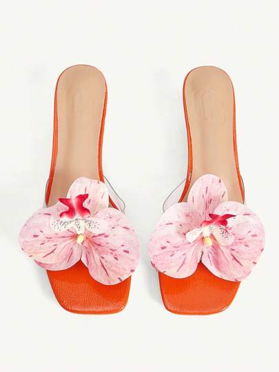 CUCCOO CHICEST Kadın Sarı Süsen Çiçeği Dekorlu Kare Burunlu Alçak Topuklu Şık Sandaletler, Tatil, Buluşma, Plaj ve Bohem Yaz Kıyafetleri İçin Uygun