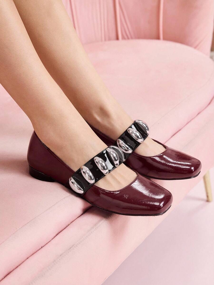 CUCCOO DOLLMOD Zapatos de mujer de tacón bajo con puntera cuadrada roja a cuadros, estilo japonés lindo para el campus - Burdeos - Ver 1