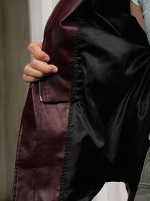 Arave Veste de moto quotidienne pour femmes en tissu PU, avec épaules tombantes, col double couche, grand col cranté, épaulettes matelassées. Veste polyvalente pour le bureau, le club et l'hiver sexy