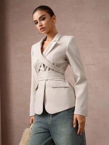 Lumalex 秋冬季复古闪亮假日派对西装外套，适合锐舞派对、音乐节、郊游、泳装度假、波西米亚风等各种场合，层次丰富，适合婚礼季、宴会、成人礼等。这款女士垫肩系带腰身真口袋西装外套，尽显秋冬奢华风情，是舞会、圣诞节、新年等场合的理想之选。 - 杏色 - 查看 10