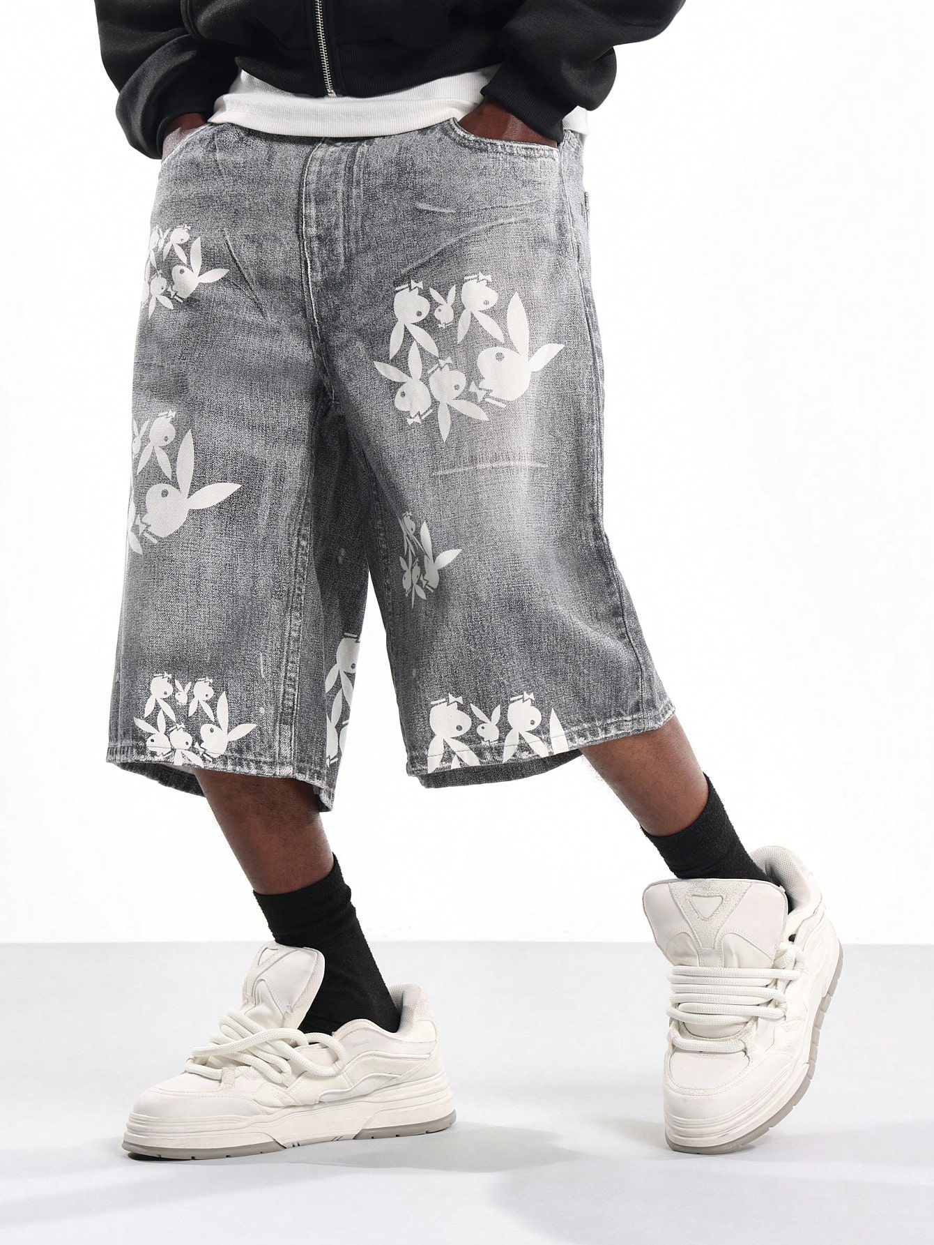 PLAYBOY X SUMWON Jean large en jean à imprimé lapin