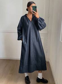 DAZY 女式 Polo 领牛仔衬衫裙，抽绳领设计，宽松长款牛仔裙 - 深色水洗藍 - 查看 2