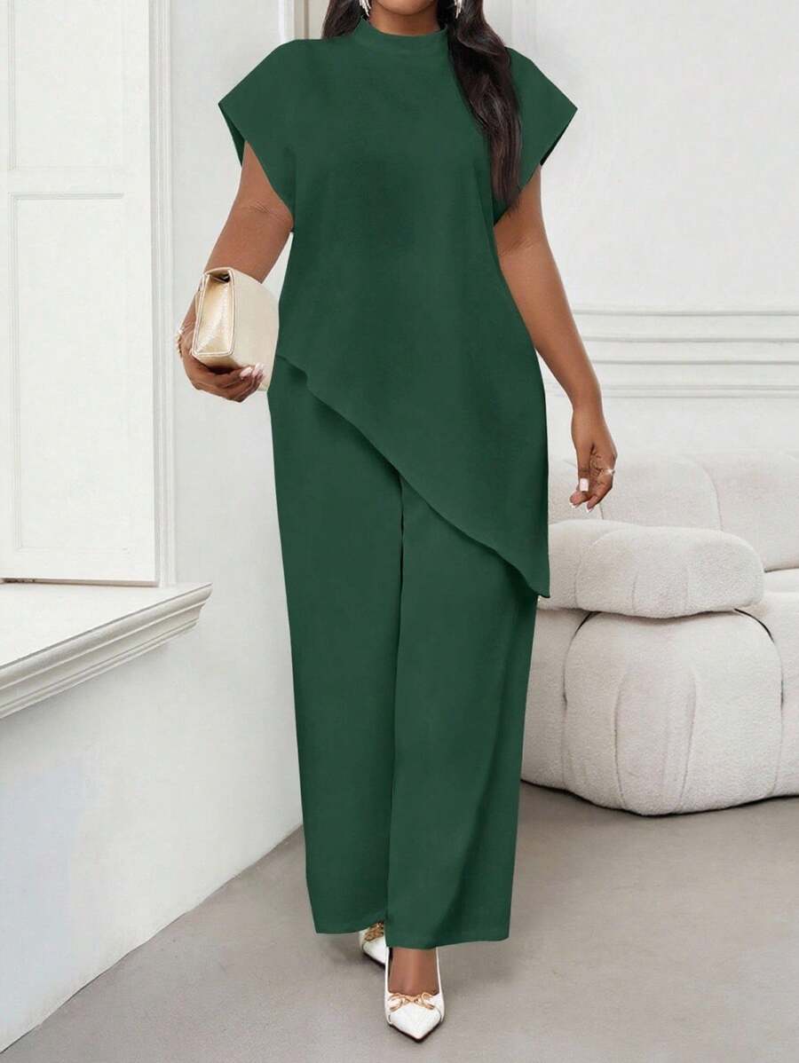 SHEIN Lady 2025 New Plus Size Women Dark Green Solid Loose Asymmetric Hem Elegant Blouse Winter Valentine's Day New Year Party Green Wedding Guest Batwing Sleeve Top Fall Women Green Elegant Top