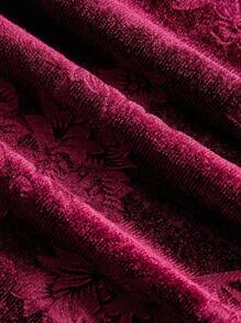 SHEIN MOD 加大码高腰天鹅绒压花提花松紧腰喇叭裤，加大码天鹅绒喇叭裤 - 酒紅色 - 查看 4