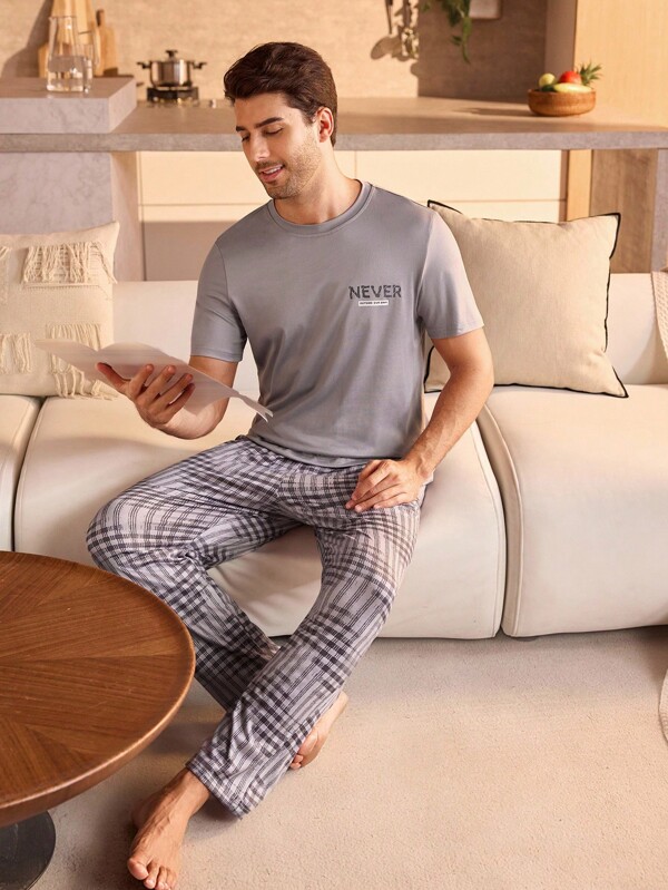 Manfinity Underwear&Sleepwear Basics 2PCS Men's Letter Print Short Sleeve Top & Plaid Pants Pajama Set For Men Loungewear PJs Sleepwear
