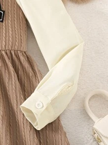 SHEIN Tween 女童休闲拼色拼布纹理面料字母贴花长袖连衣裙，秋季 - 卡其色 - 查看 3